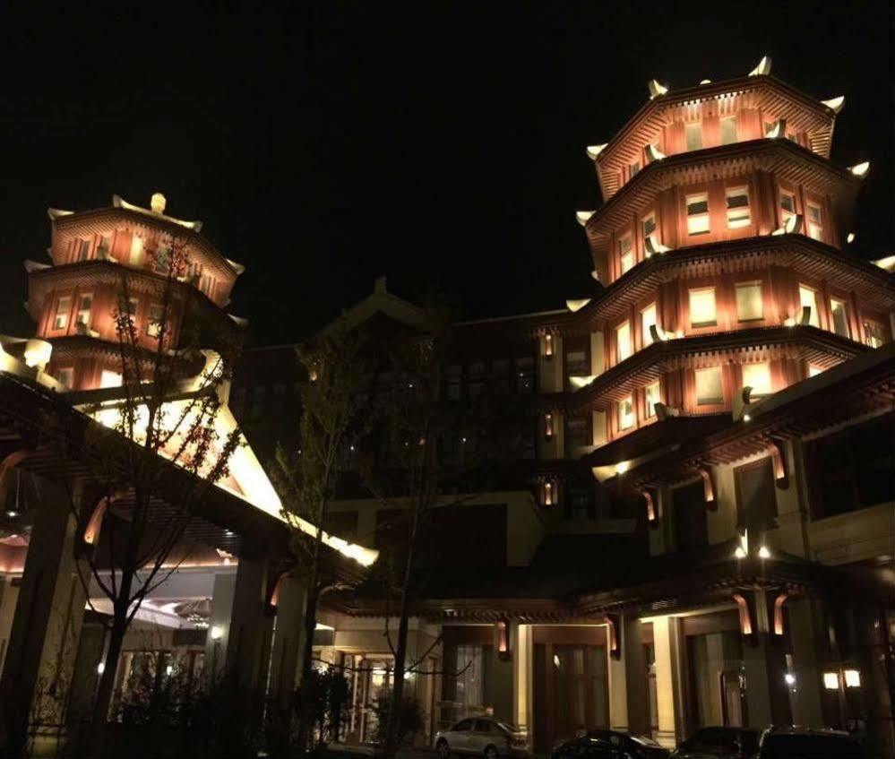 Tianjin Guanghegu Hot Spring Holiday Hotel Xuzhuangzi Esterno foto
